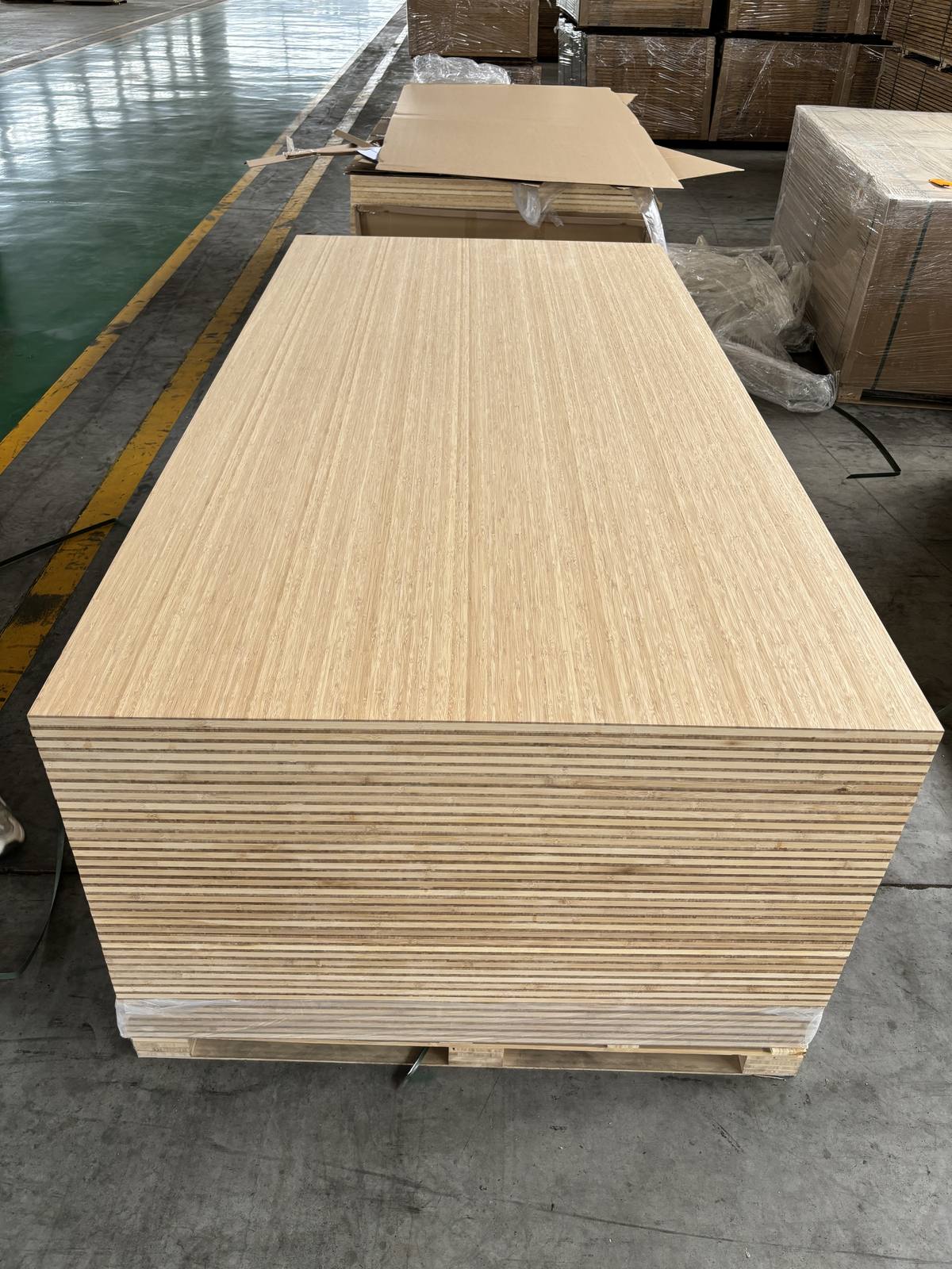 Panneau Bambou Vertical Caramel